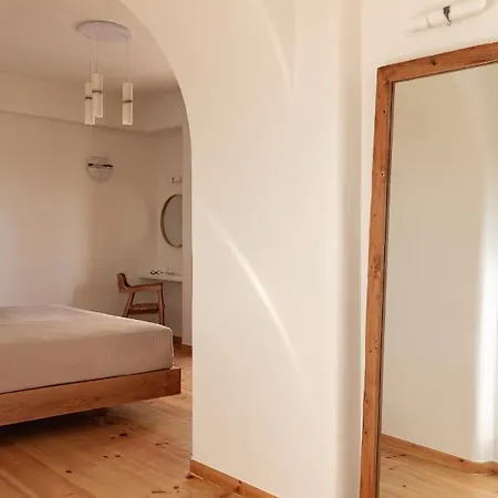 Ammothines Cycladic