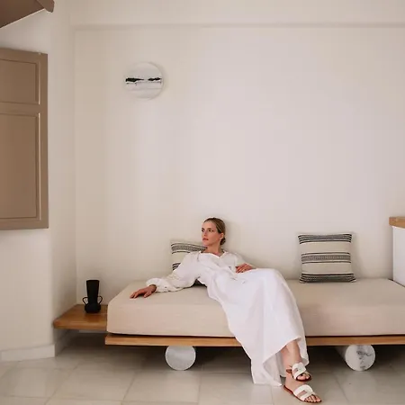 Ammothines Cycladic